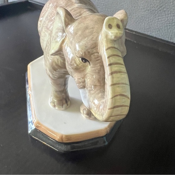 Rare 2002 Raymond Waites Empire Elephant Decor Base - Certified International 5” - Picture 5 of 8